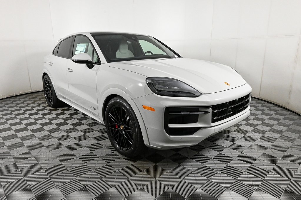 2026 Porsche Cayenne GTS Coupe photo 24