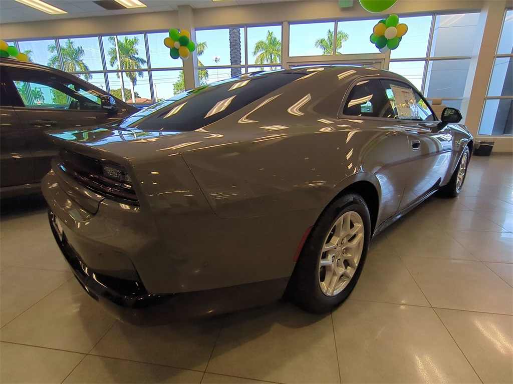 2025 Dodge Charger Daytona R/T AWD photo 4
