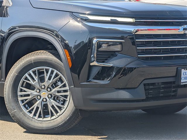 2025 Chevrolet Traverse photo 3