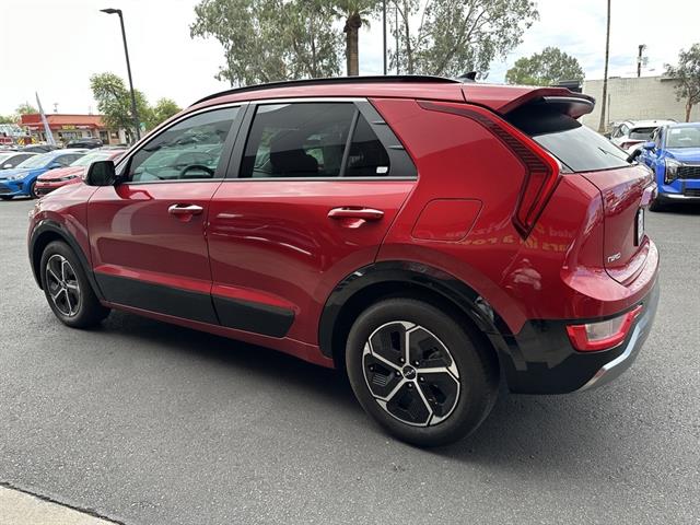2024 Kia Niro SX Touring photo 3