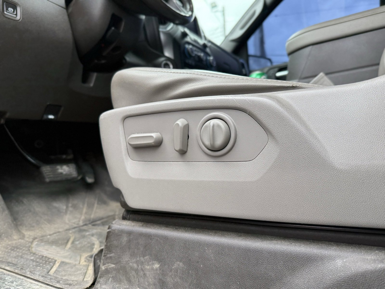 2019 Chevrolet Silverado 1500 LTZ photo 15