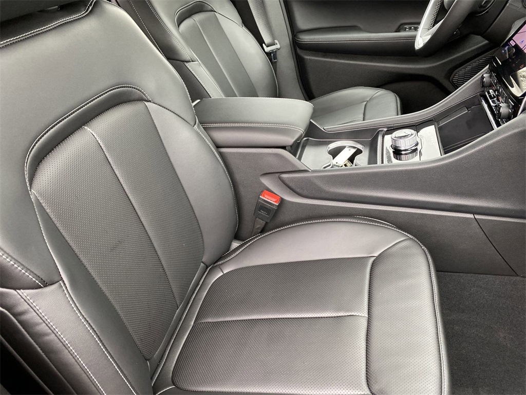 2025 Jeep Grand Cherokee Limited photo 33