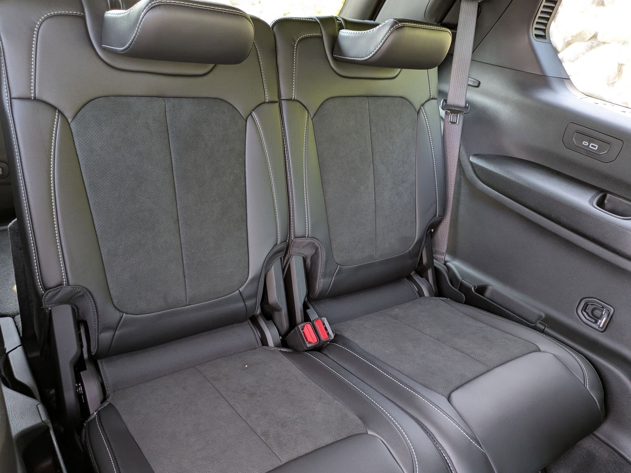 2025 Jeep Grand Cherokee Altitude X photo 26