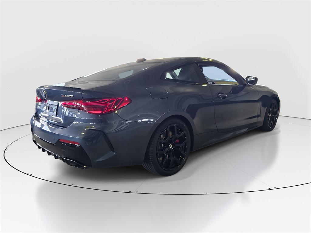 2026 Bmw M440i photo 3