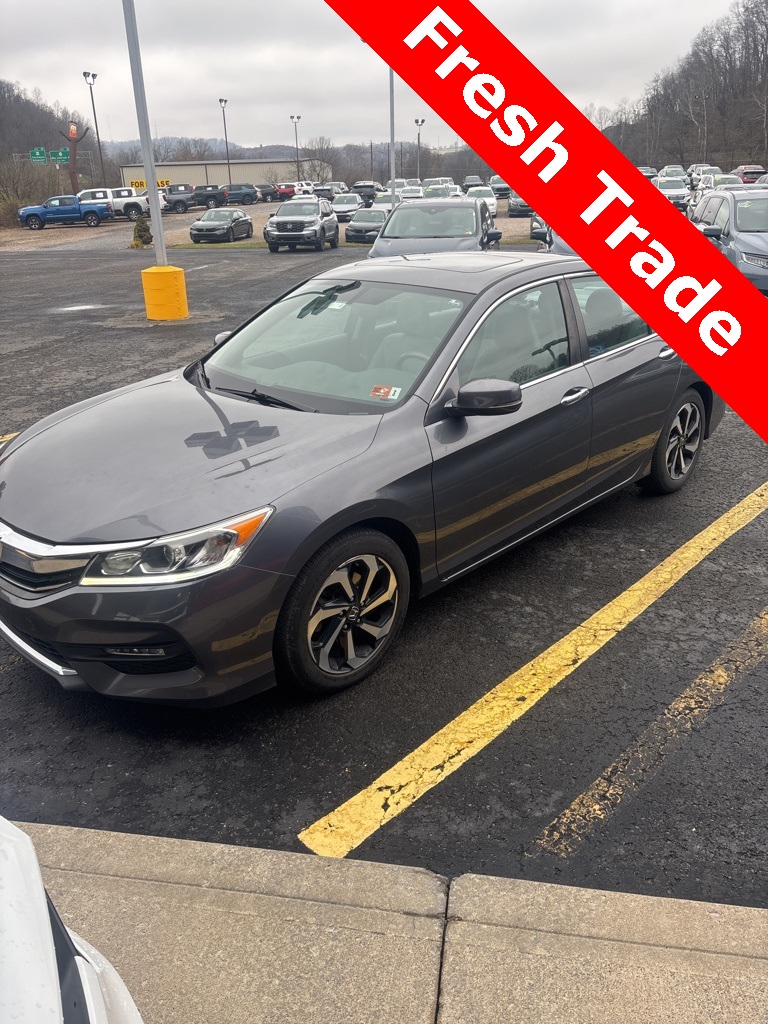 2017 Honda Accord EX-L's photo