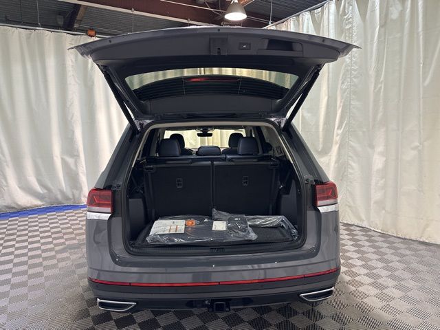 2026 Volkswagen Atlas SE Technology photo 36