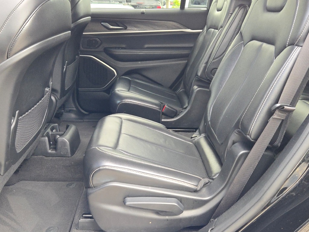 2022 Jeep Grand Cherokee Limited photo 19