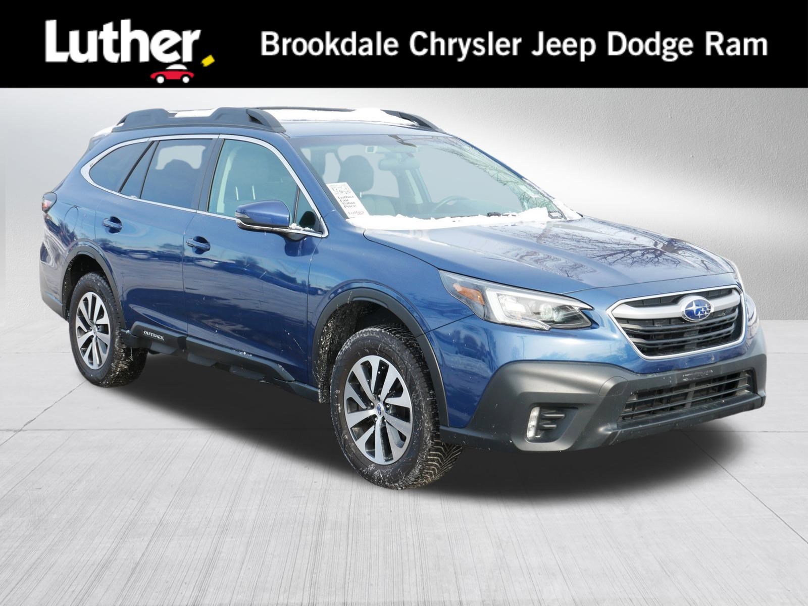 2022 Subaru Outback Premium's photo
