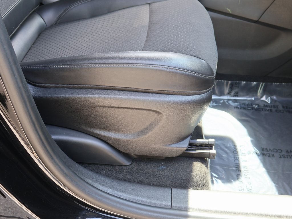 2022 Buick Encore Preferred photo 9