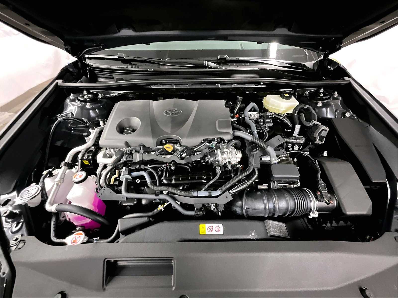 2025 Toyota Camry XLE photo 15