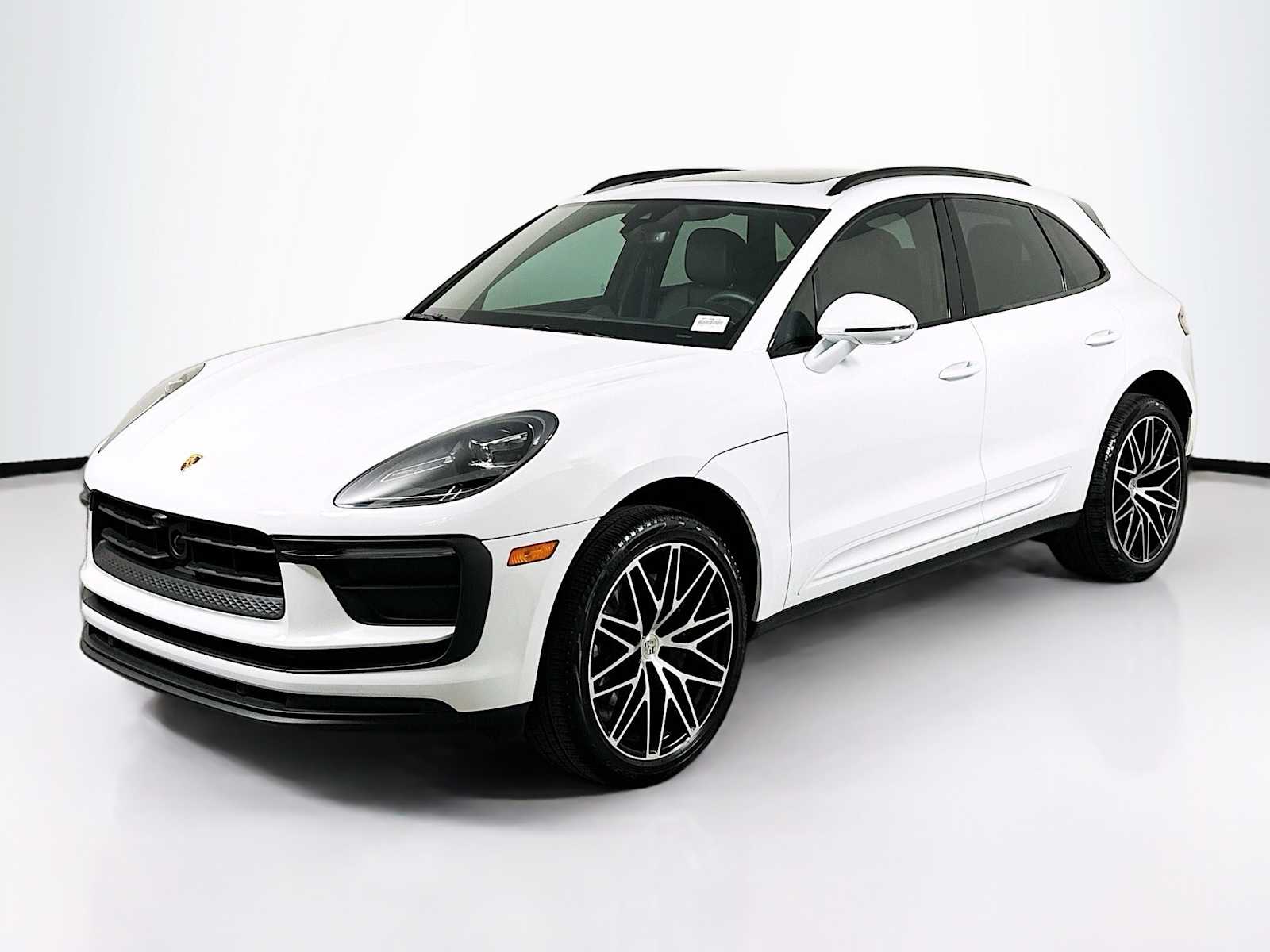 2025 Porsche Macan