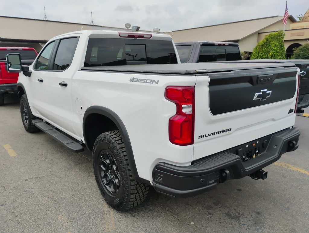 2024 Chevrolet Silverado 1500 ZR2 photo 3