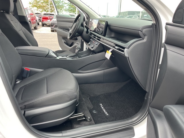 2026 Hyundai Tucson SE photo 20