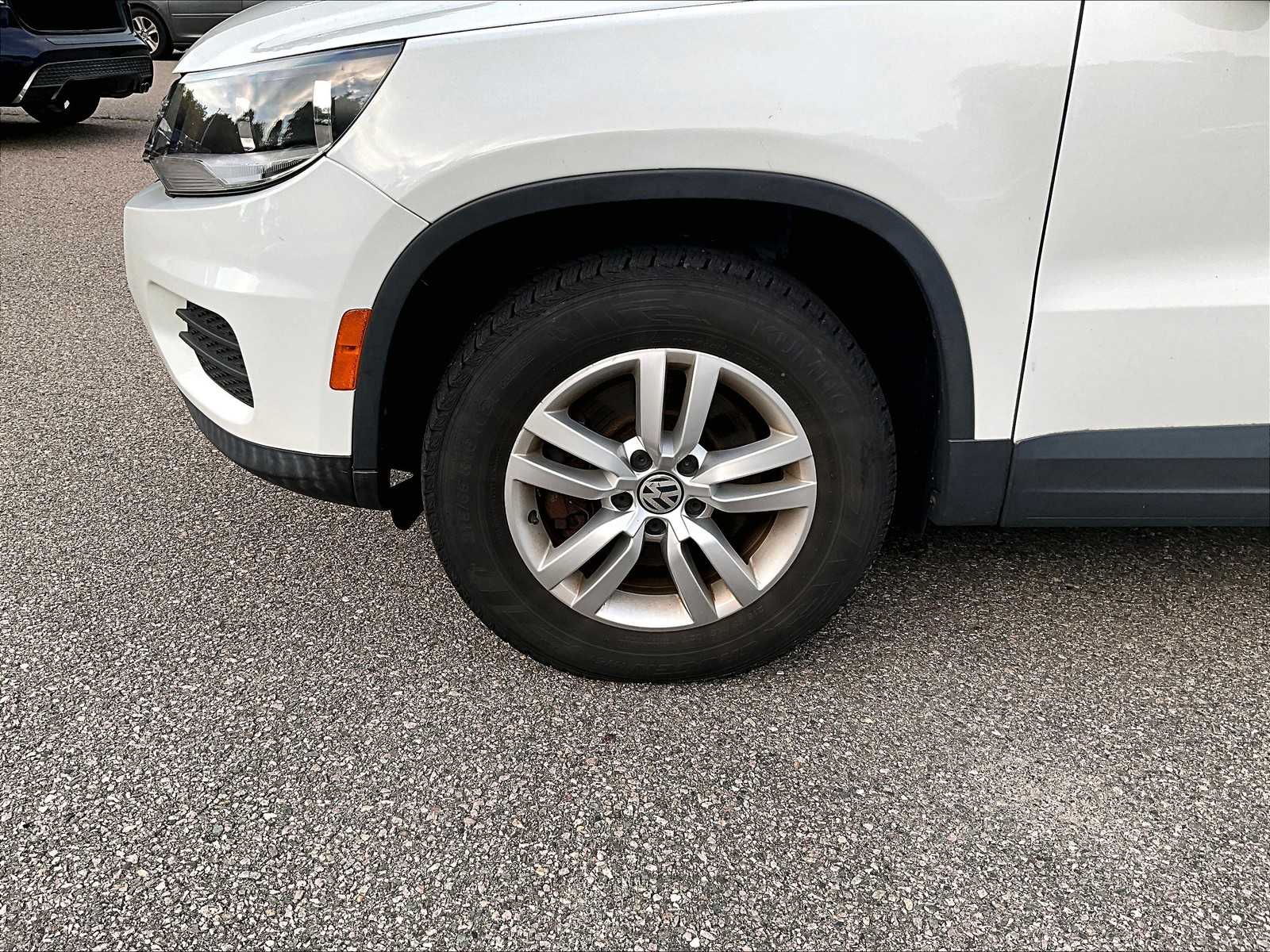 2017 Volkswagen Tiguan Limited photo 4