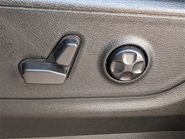 2021 Ram 1500 Big Horn Lone Star photo 16