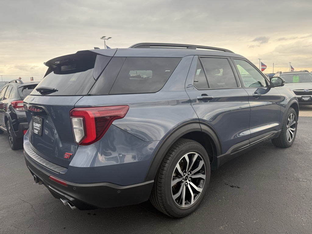 2021 Ford Explorer ST photo 2