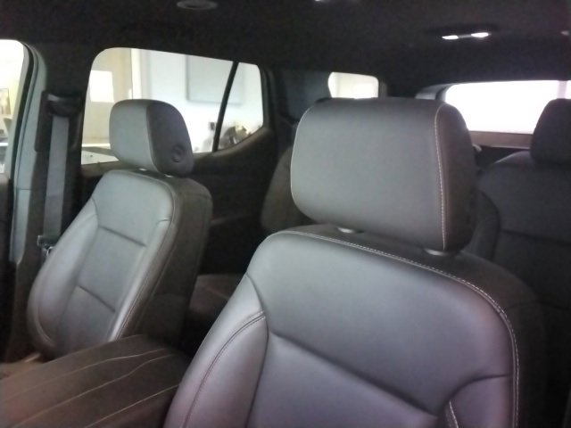 2023 Chevrolet Traverse Leather photo 11