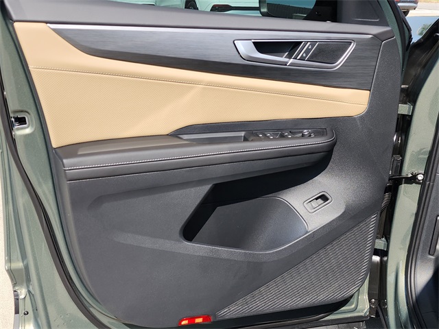 2026 Volkswagen Atlas Cross Sport SE Technology photo 8