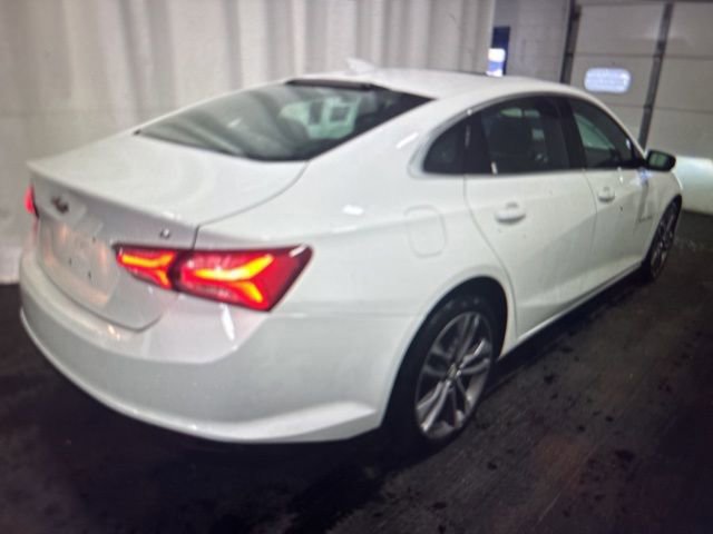2023 Chevrolet Malibu 2LT photo 3