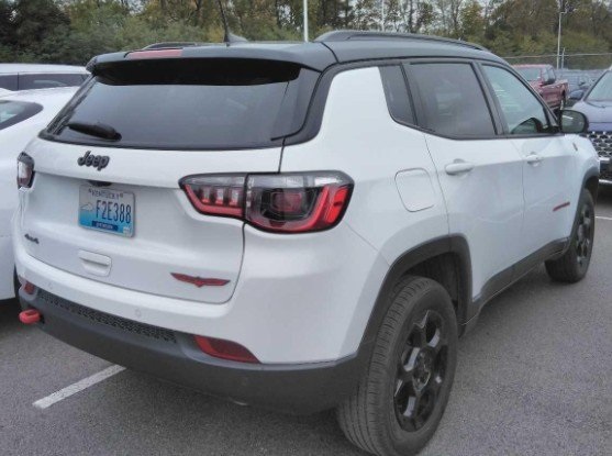 2023 Jeep Compass Trailhawk photo 3
