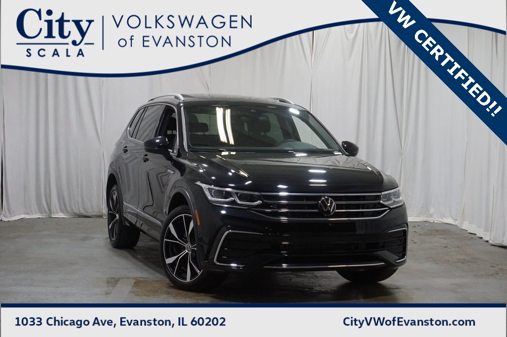 2024 Volkswagen Tiguan SEL R-LINE's photo