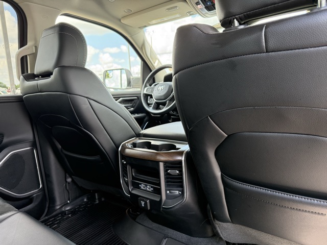 2022 Ram 1500 Laramie photo 14