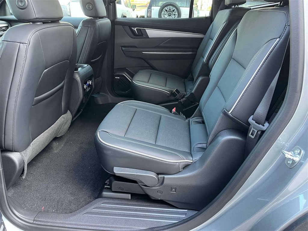 2025 Buick Enclave Preferred photo 16