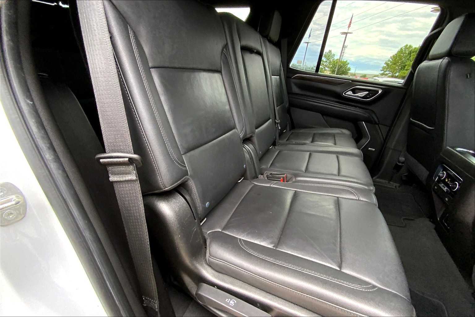 2021 Chevrolet Tahoe LT photo 33
