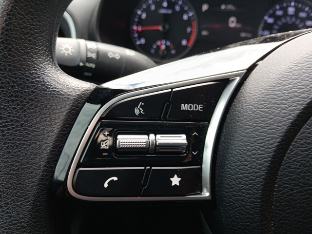 2024 Kia Forte LXS photo 8