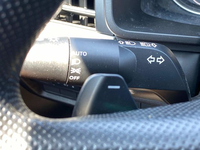 2024 Mitsubishi Outlander ES photo 17