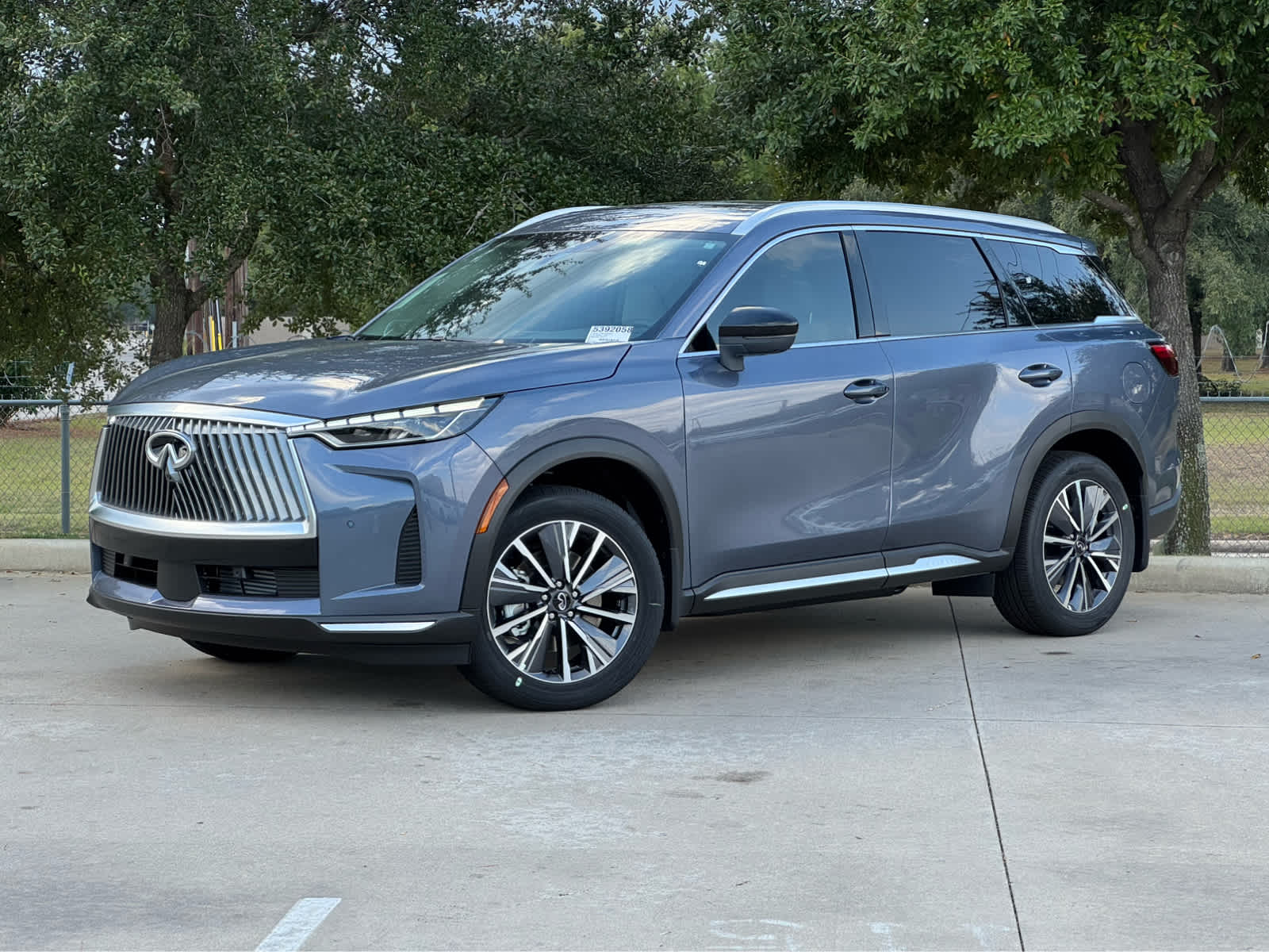 2026 INFINITI QX60 LUXE's photo