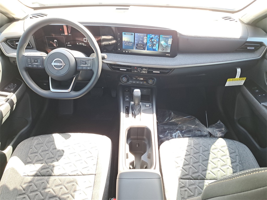 2026 Nissan Kicks SV photo 14