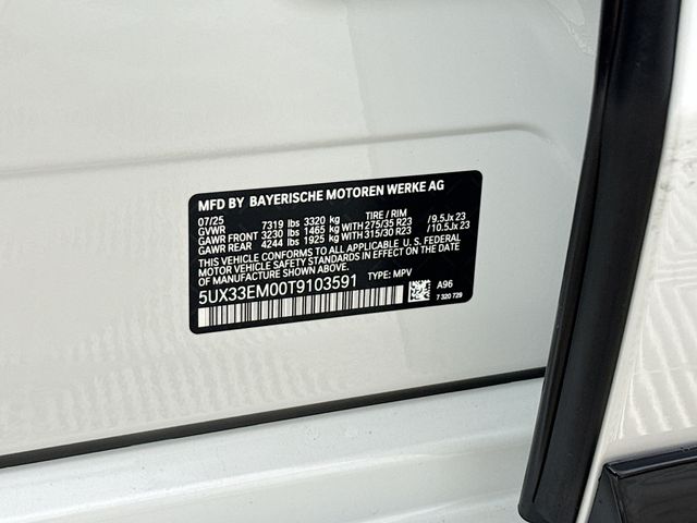 New 2026 White BMW M60i image 37