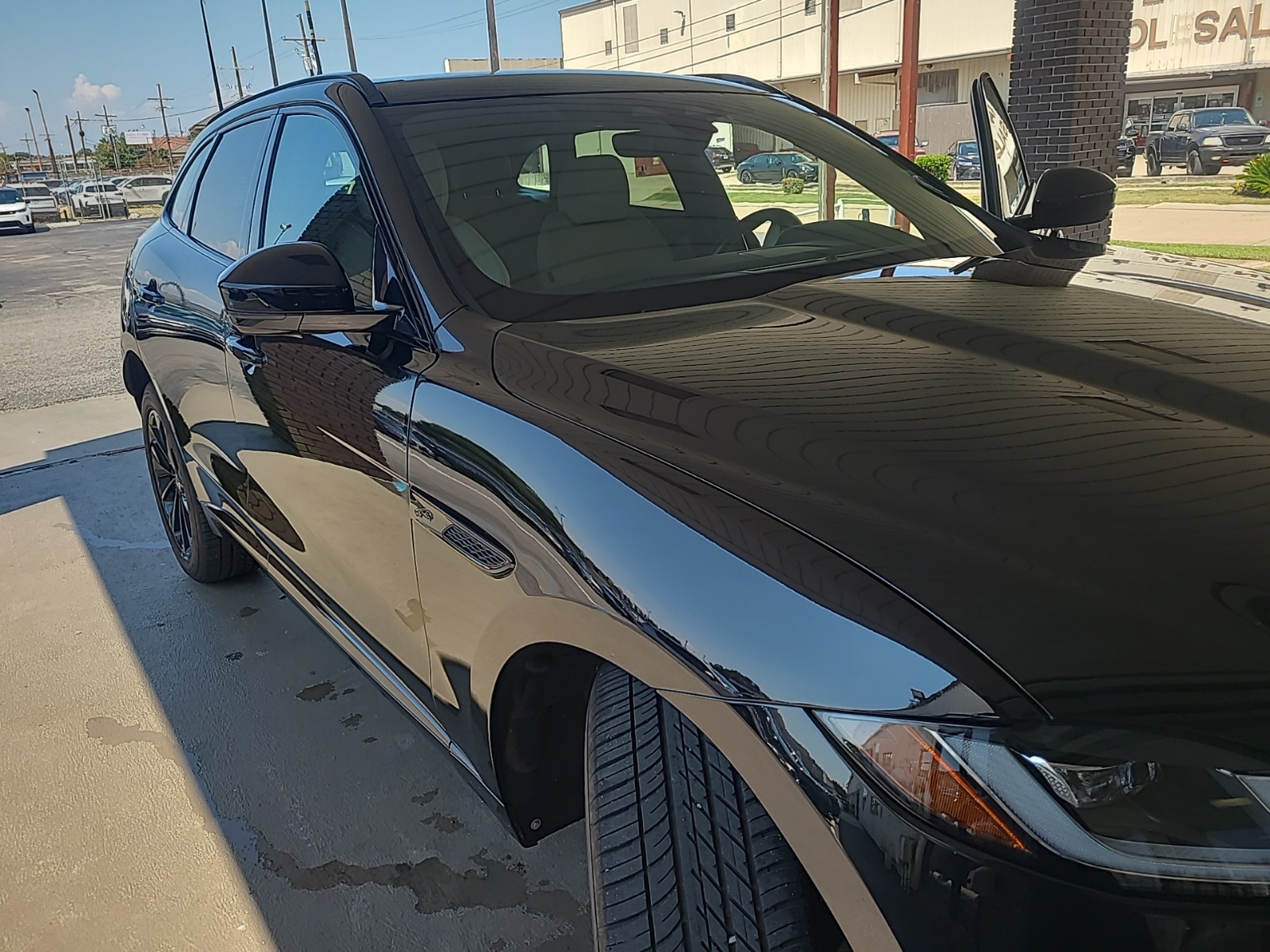 2024 Jaguar F-PACE P250 R-Dynamic S photo 8
