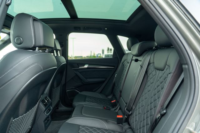 2024 Audi SQ5 Premium Plus photo 16