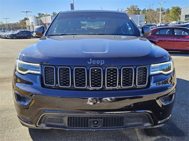 2021 Jeep Grand Cherokee Anniversary Edition photo 2