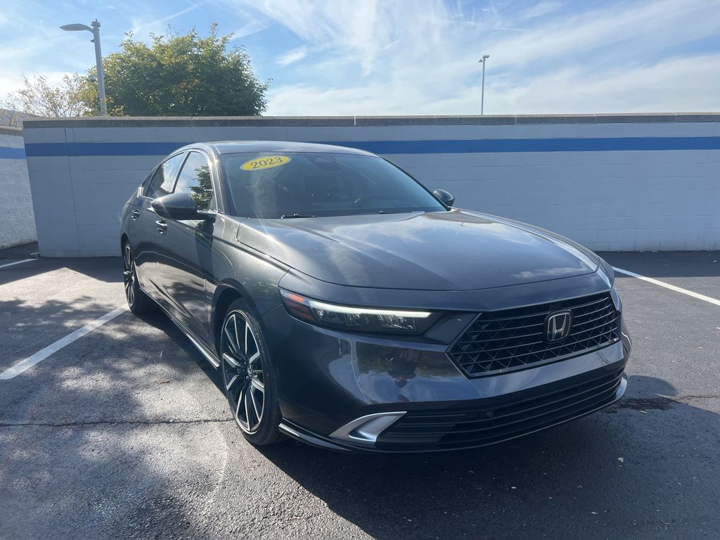 2023 Honda Accord Touring photo 6