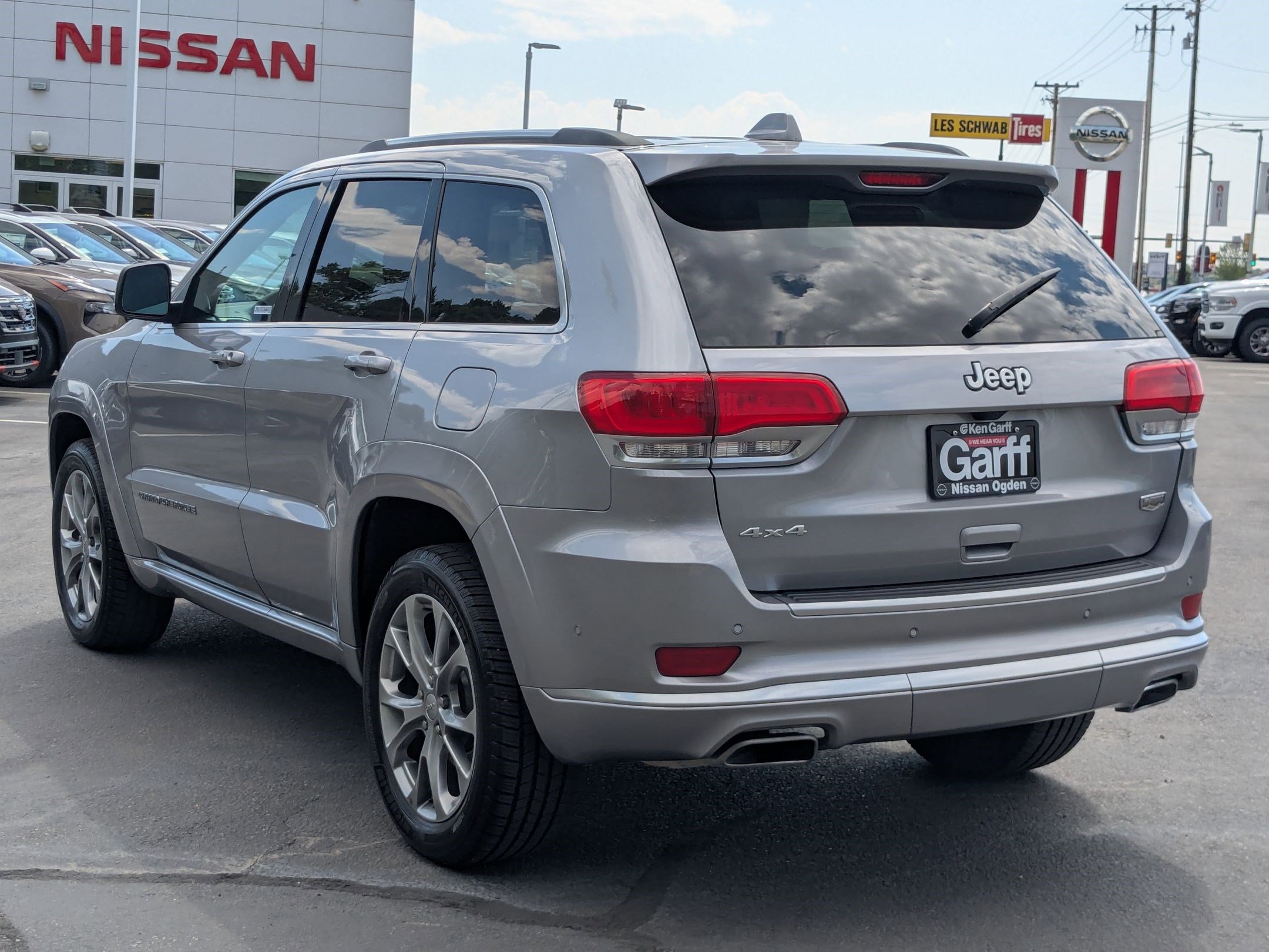 2021 Jeep Grand Cherokee Summit photo 5