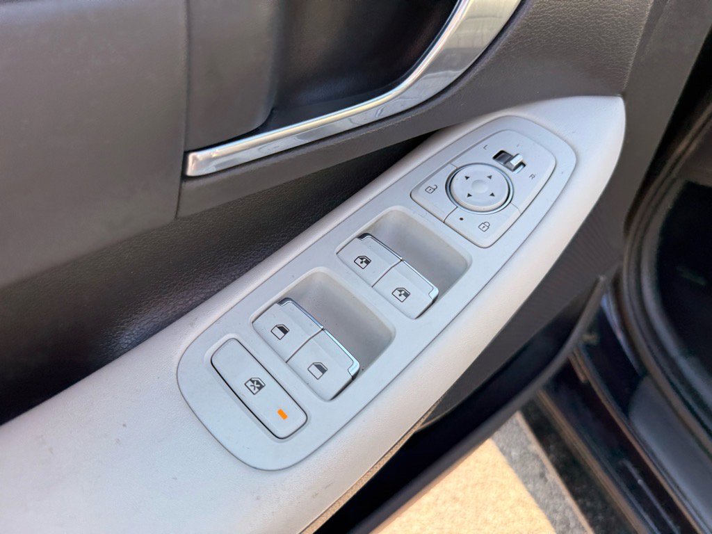 2023 Hyundai Sonata SEL photo 12