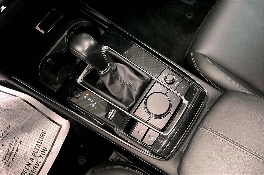2023 MAZDA CX-30 - Image 16