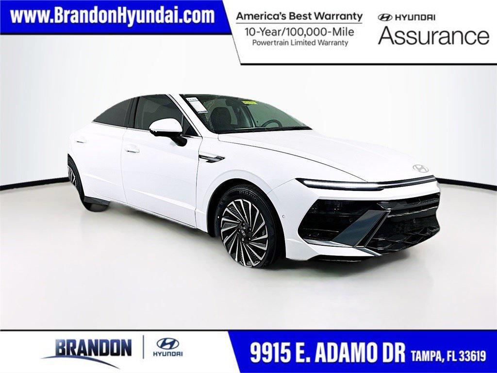 2025 Hyundai Sonata Hybrid Limited's photo