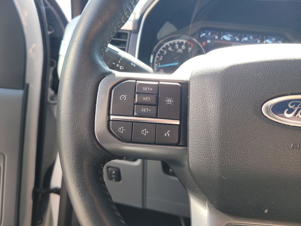 2022 Ford F-150 XLT photo 13