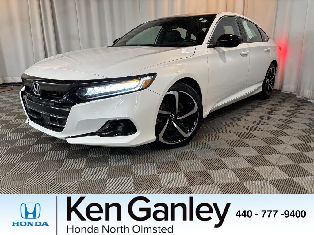 2022 Honda Accord Sport's photo