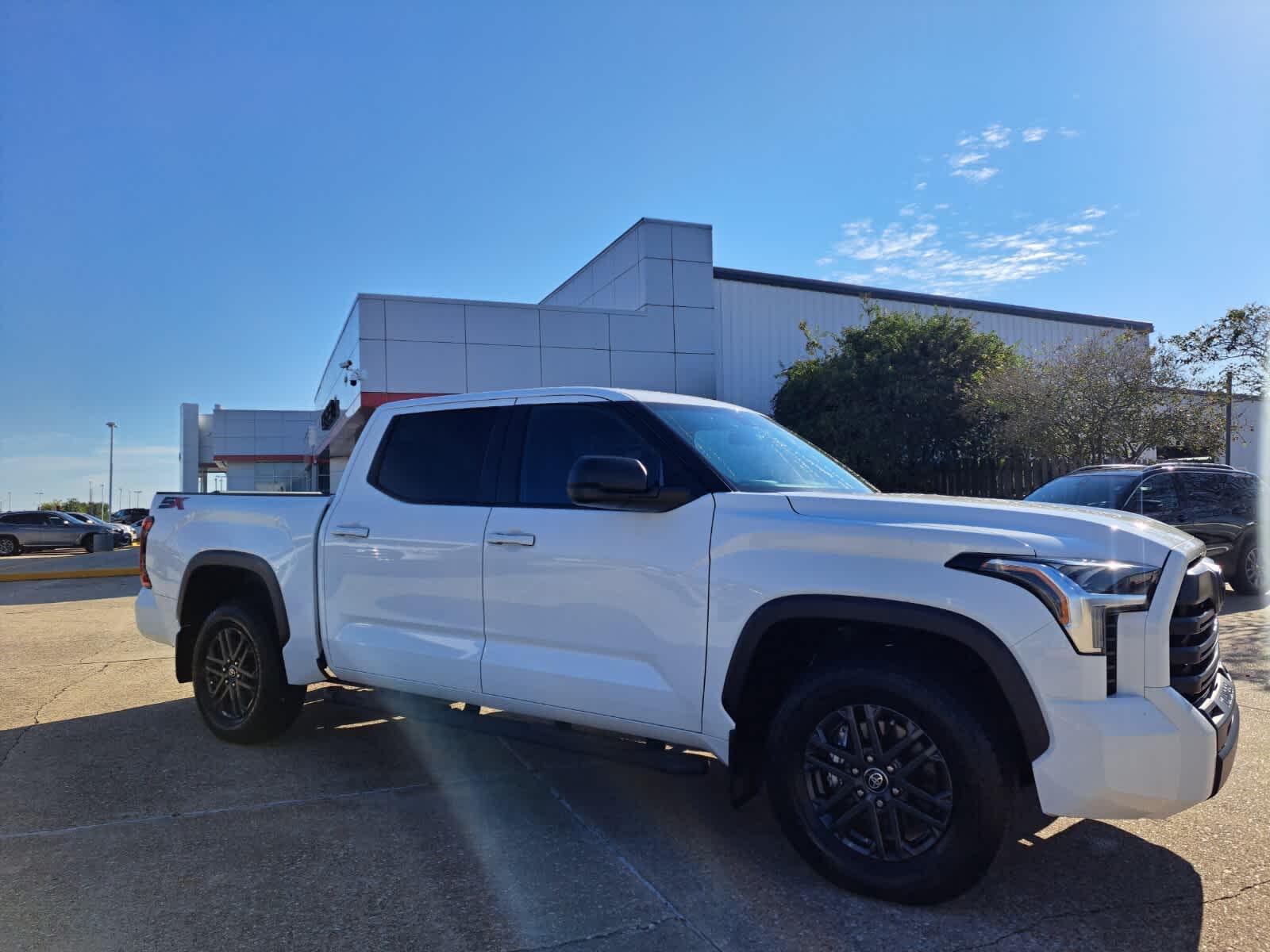 2025 Toyota Tundra SR5 photo 3