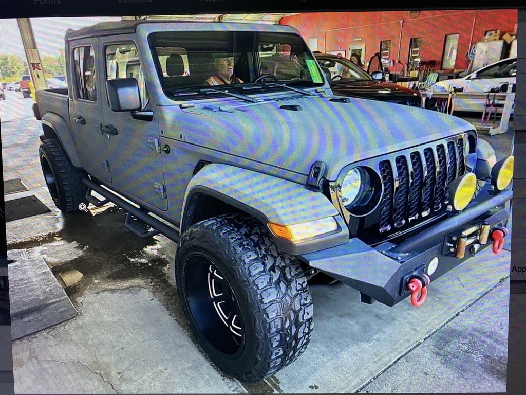 2021 Jeep Gladiator WILLYS's photo