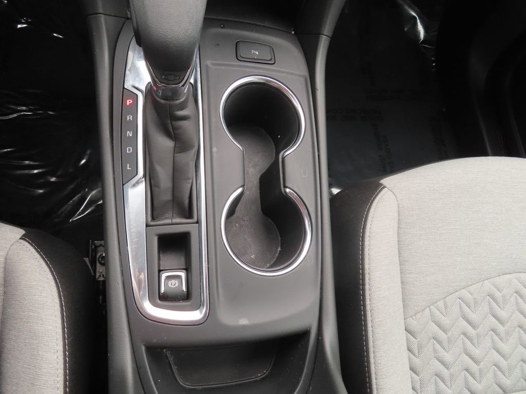 2023 Chevrolet Equinox LT photo 9