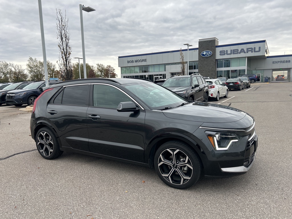 2023 Kia Niro EX Touring's photo