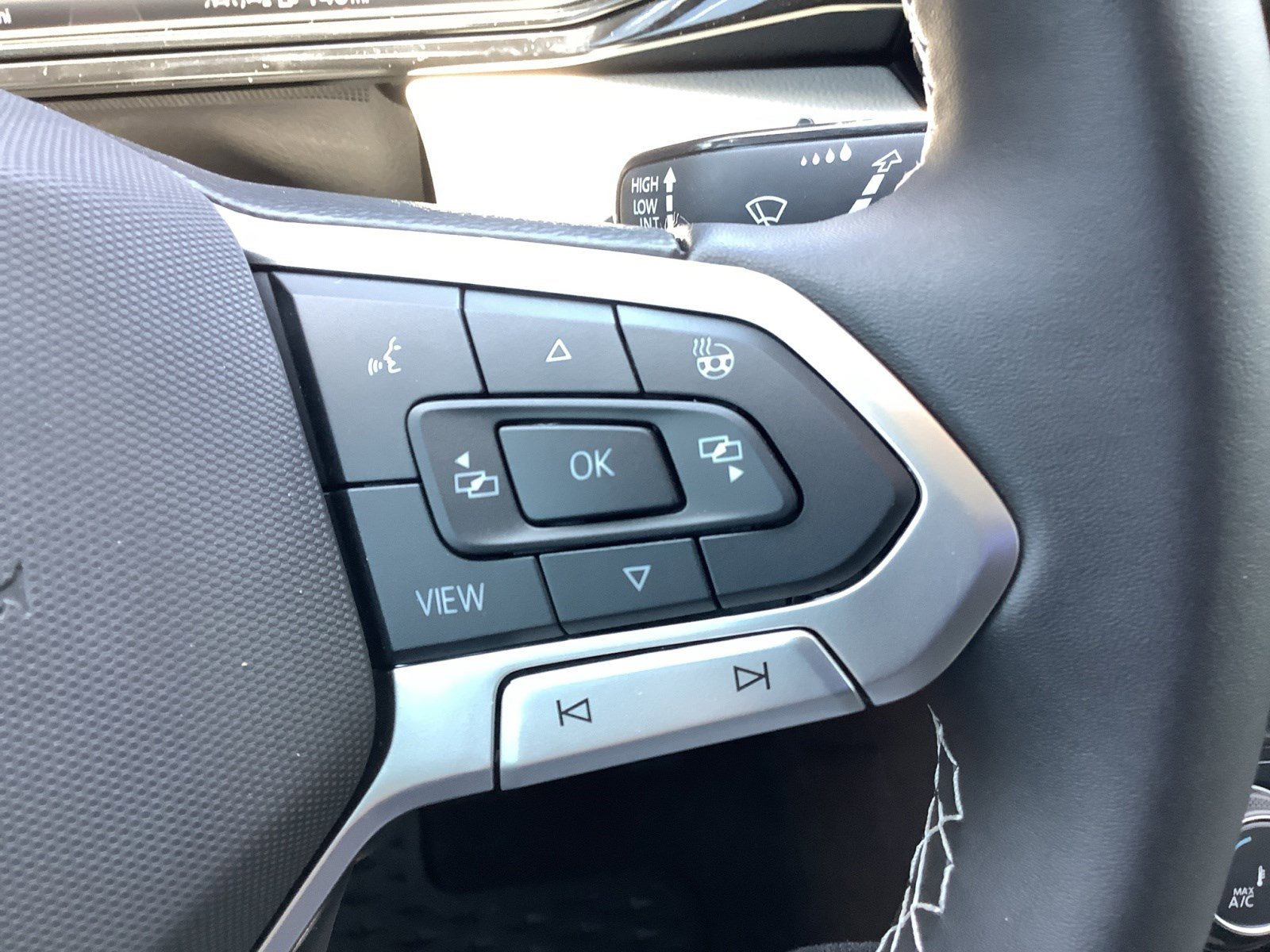 2025 Volkswagen Taos S photo 21