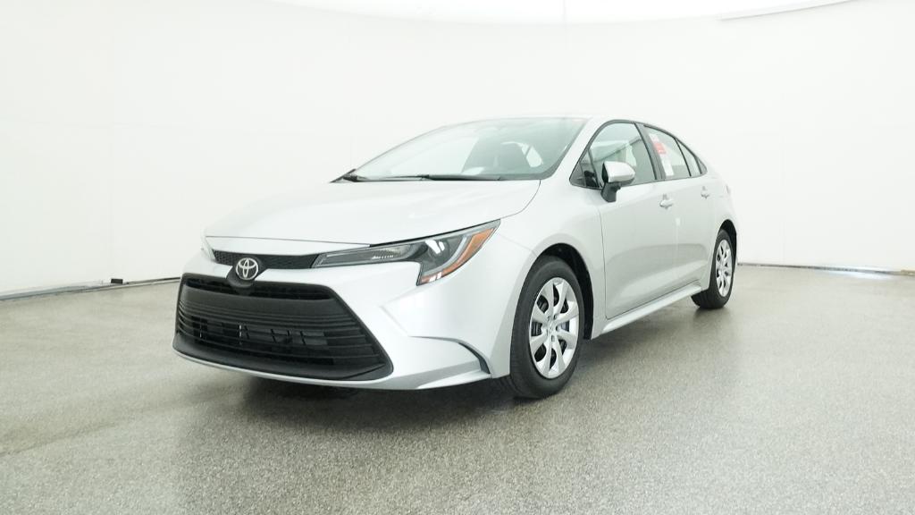 2025 Toyota Corolla LE photo 3