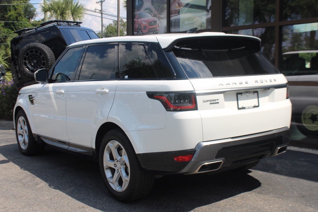 2018 Land Rover Range Rover Sport HSE photo 3